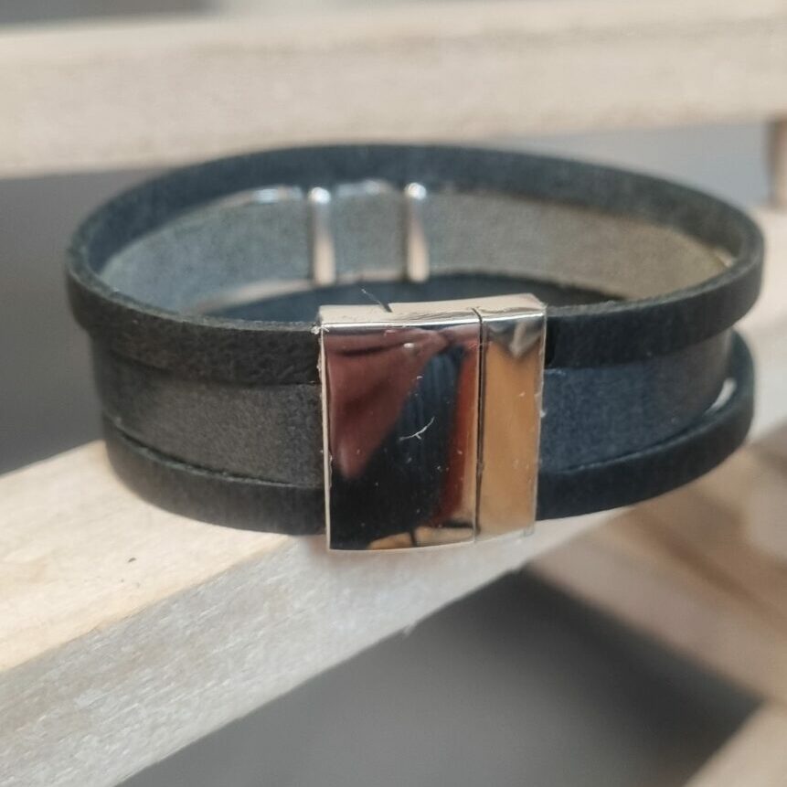 Bracelet homme 20mm gris et noir, plume argentée