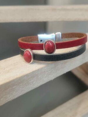 Bracelet femme rouge et gris et passants argentés résine rouge