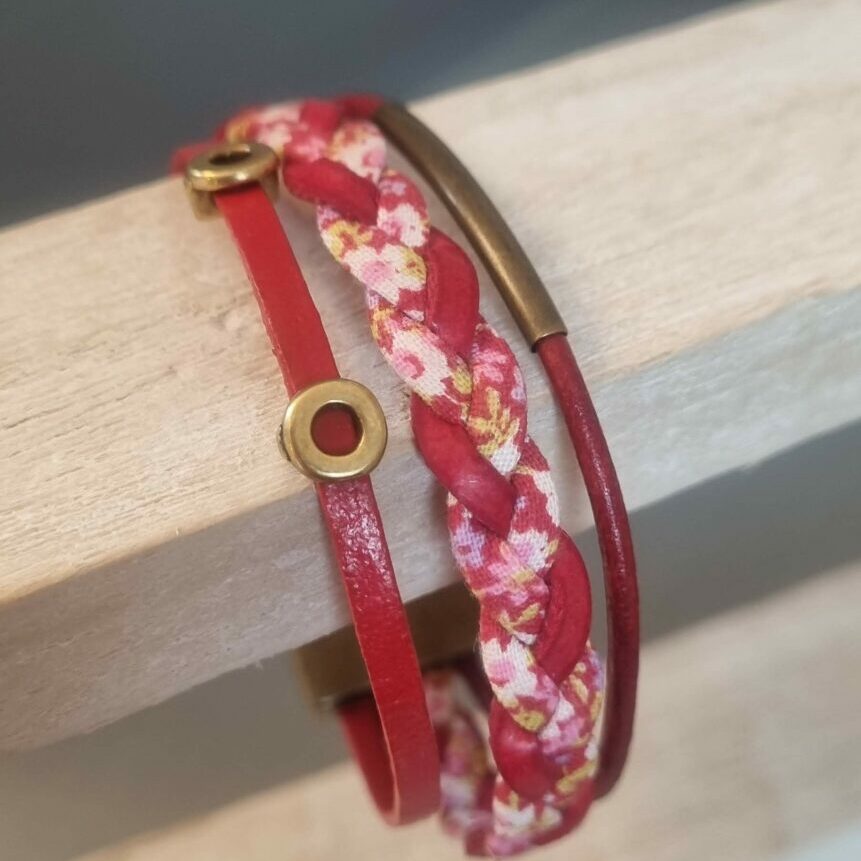 Bracelet femme en cuir rouge et cuir tressé liberty