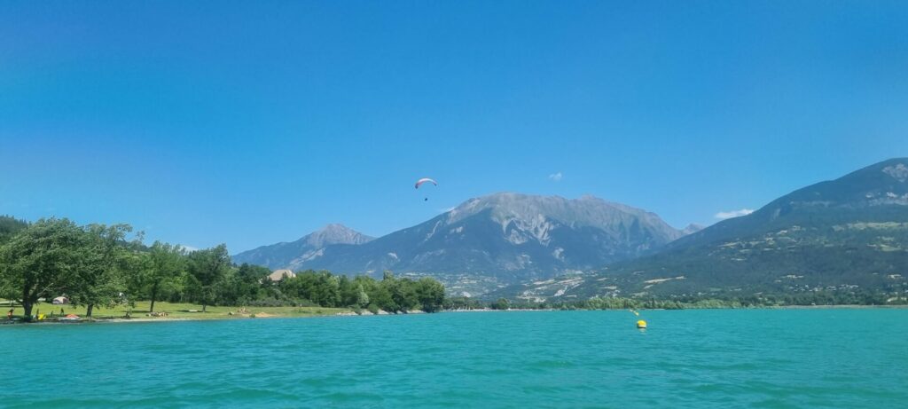 lac serre poncon crots bateau