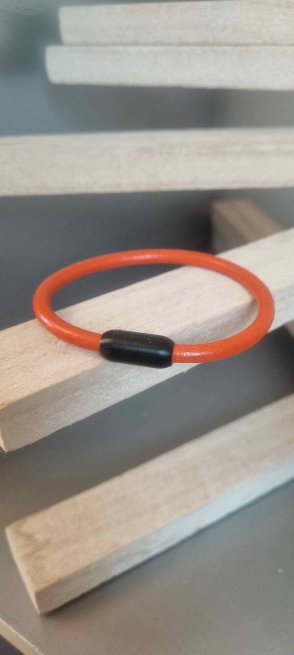 Bracelet mixte en cuir rond orange