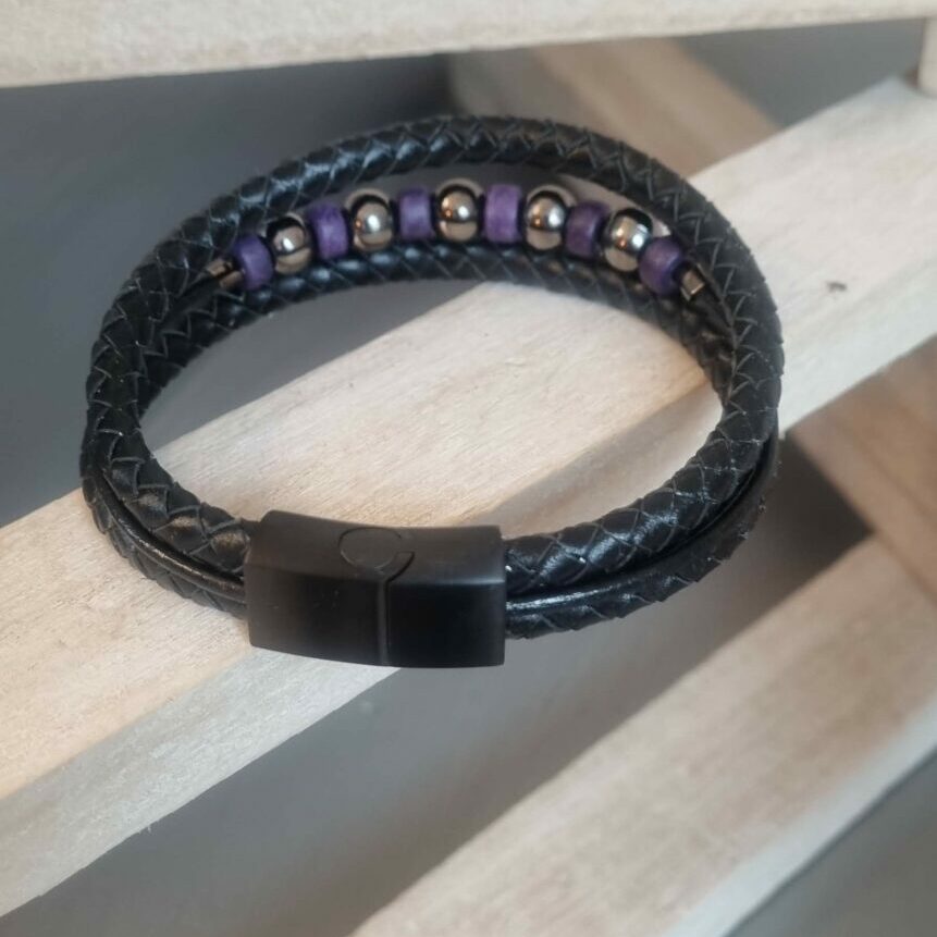 Bracelet homme en cuir rond noir et perles noires et violettes
