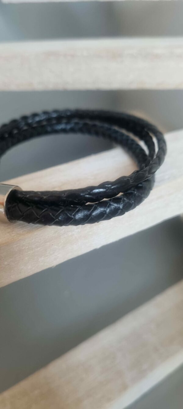 Bracelet homme en cuir noir rond et plat tressé