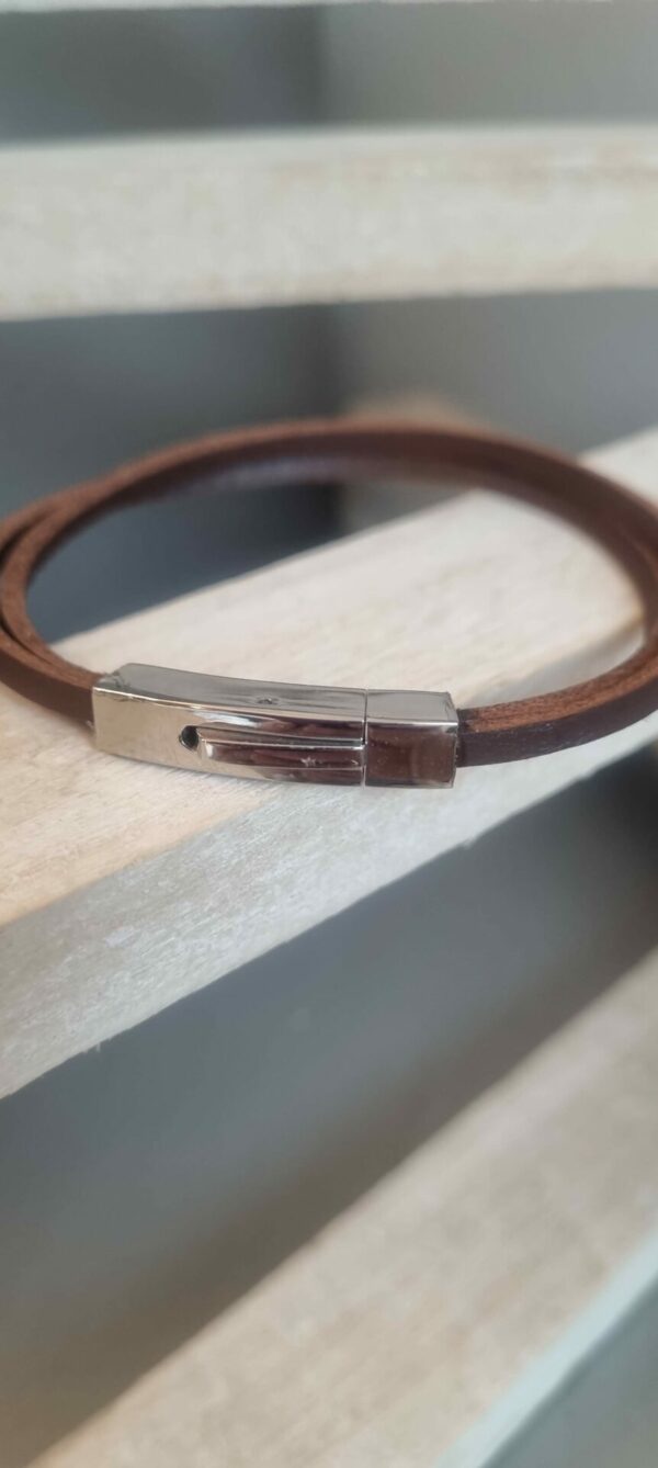 Bracelet homme en cuir carré marron