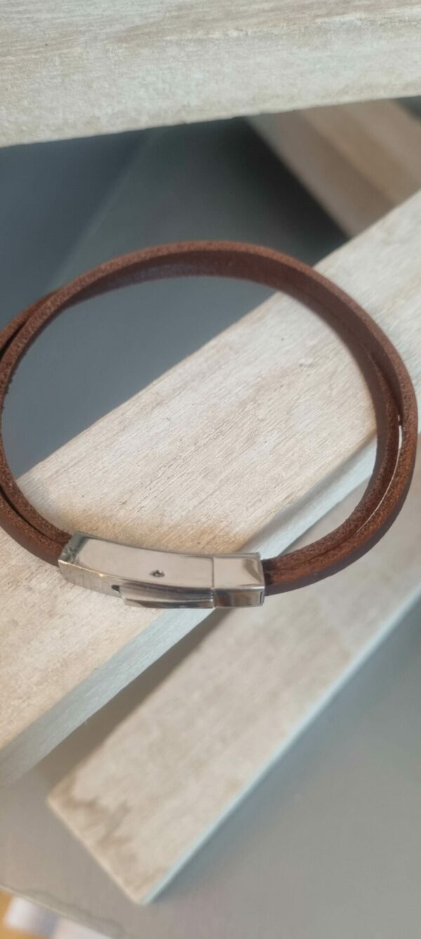 Bracelet homme en cuir carré marron