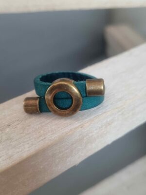 Bague en cuir plat 5mm vert et passants bronze
