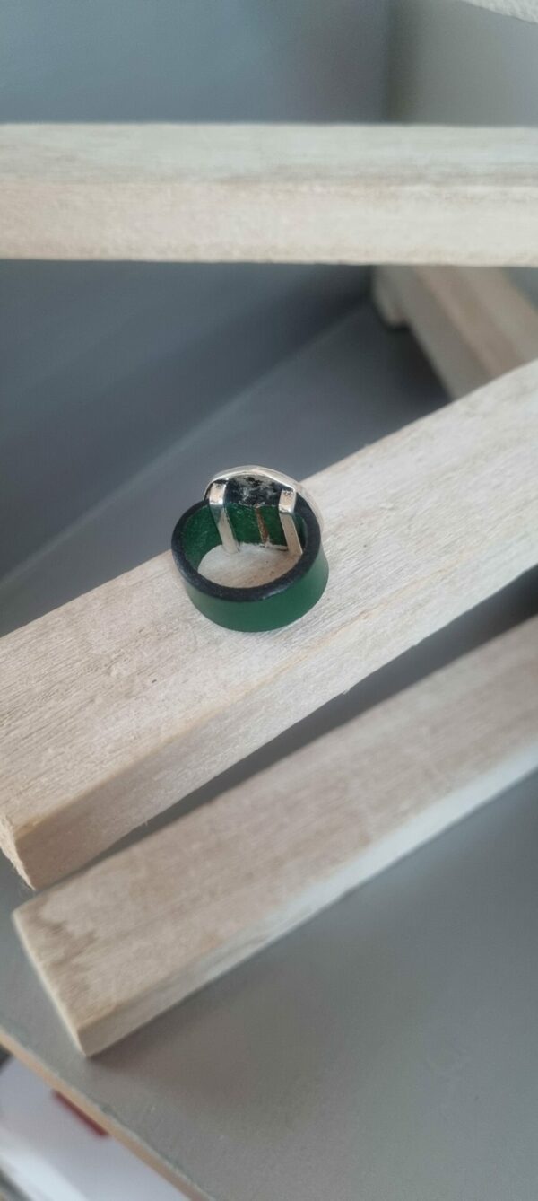 Bague en cuir vert 10mm et passant bleu vert