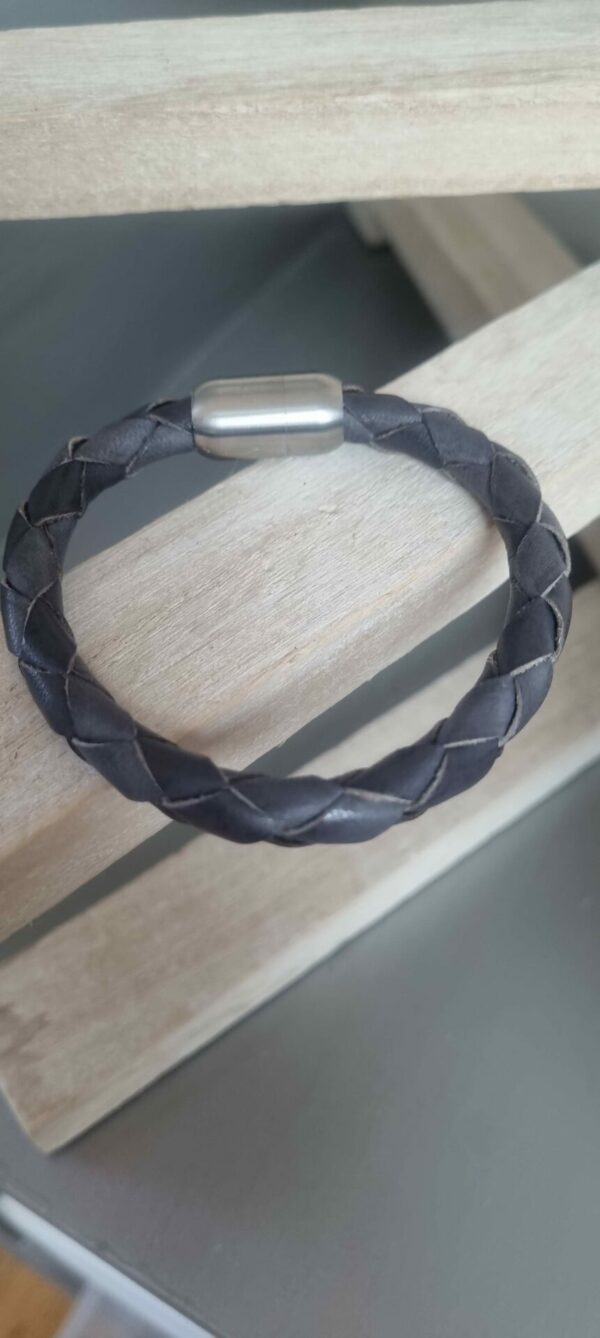 Bracelet homme en cuir tressé gris rond