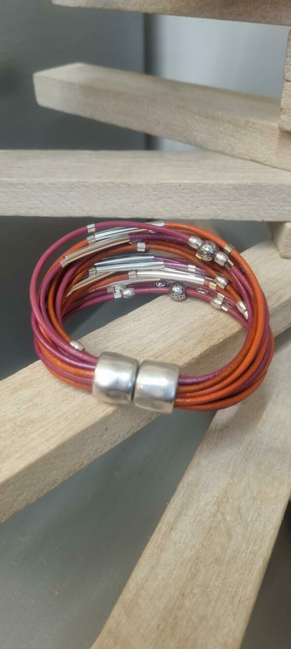 Bracelet femme en cuir rond orange et rose, perles argentées