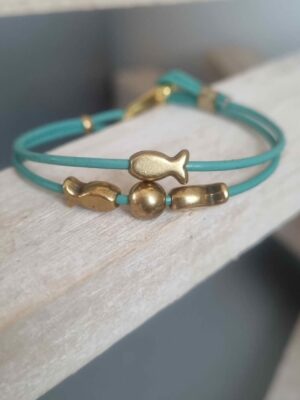 Bracelet enfant en cuir rond bleu et poissons dorés