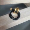 Bague femme en cuir rond noir 2mm et passant ovale doré