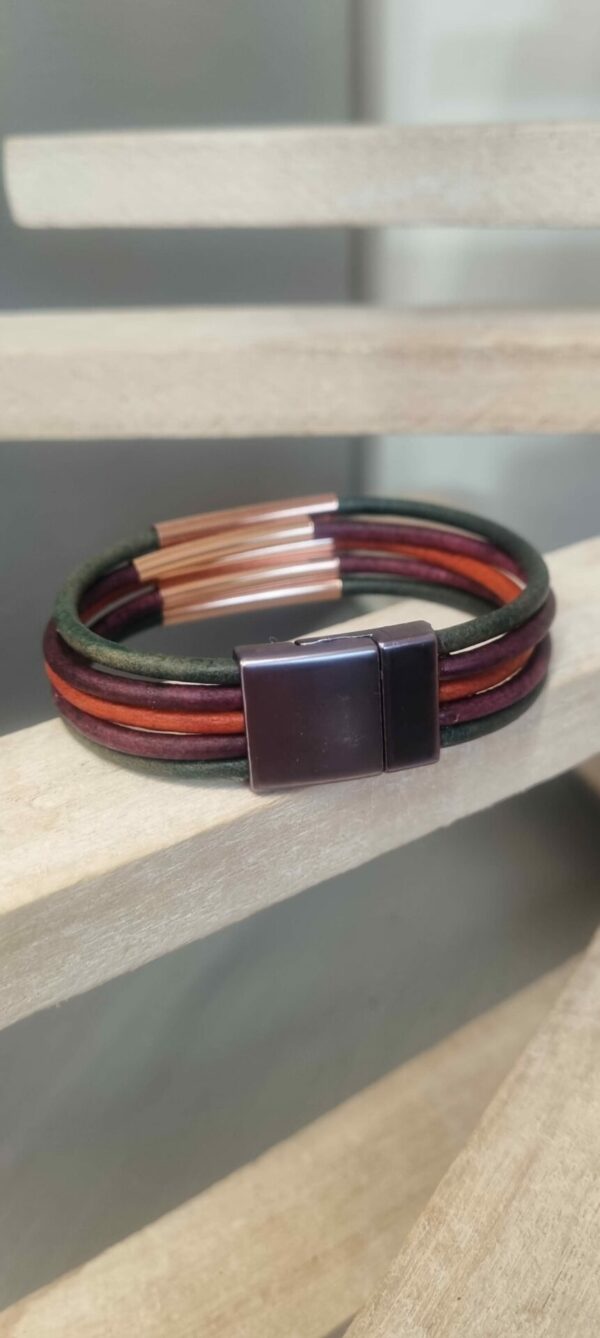 Bracelet en cuir rond et tubes or rosé