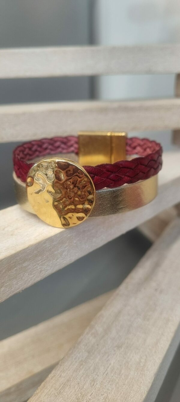 Bracelet femme en cuir doré et tressé rouge, pastille dorée