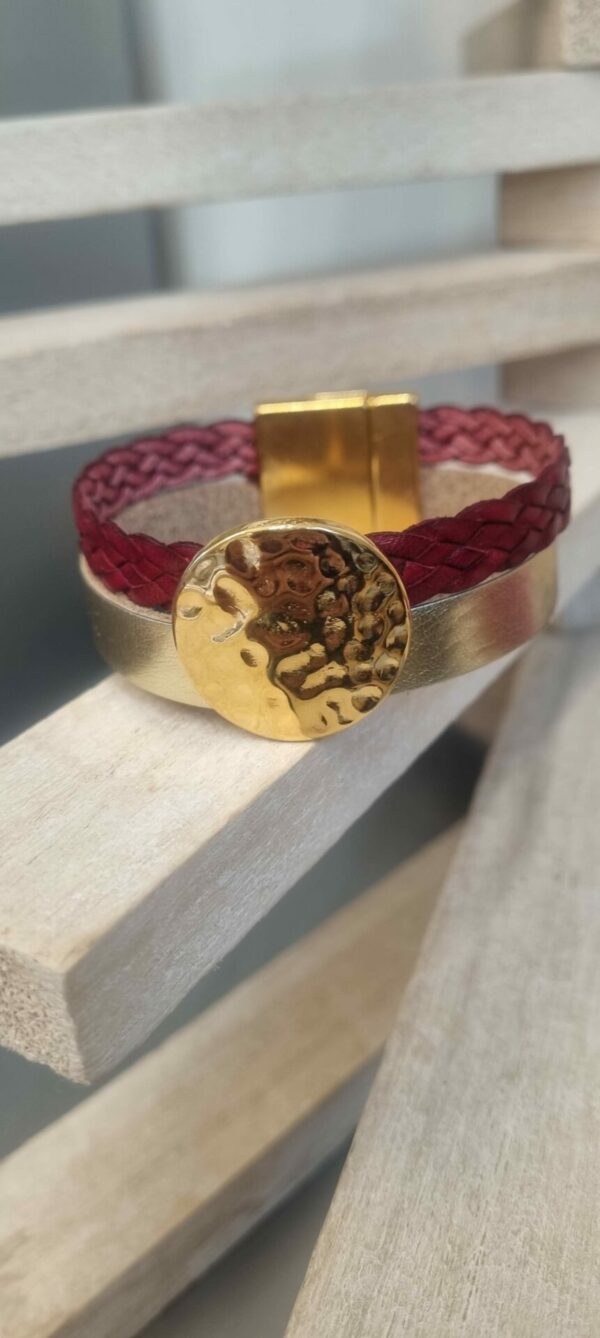 3CUI60 Bracelet femme en cuir doré et tressé rouge, pastille dorée