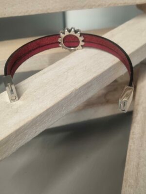 Bracelet femme en cuir bordeaux et rose, fleur argentée