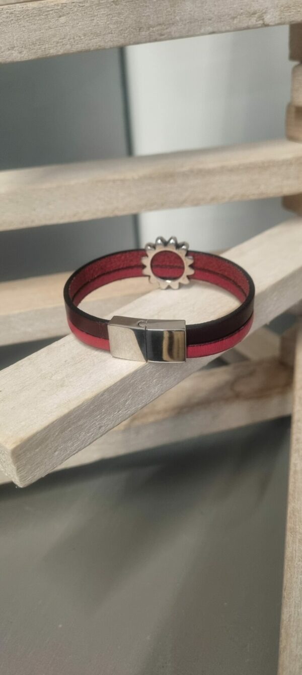 Bracelet femme en cuir bordeaux et rose, fleur argentée