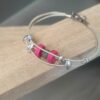 Bracelet femme, ado en cuir rond or, perles roses et argentées