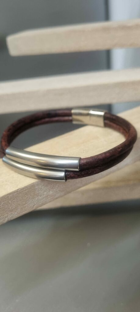 Bracelet homme cuir rond marron et tubes acier