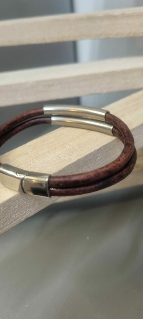 Bracelet homme cuir rond marron et tubes acier