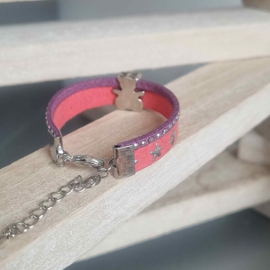 Bracelet enfant en suédine et ourson argenté