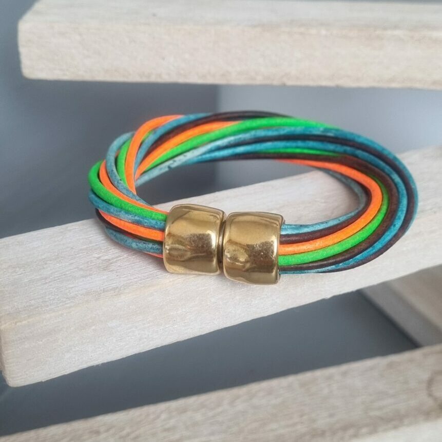 Bracelet femme en cuir rond 2mm orange, vert, bleu et marron