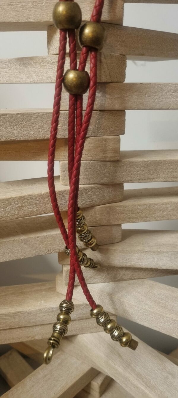 4COL15 Collier femme sautoir en cuir rouge et perles bronze