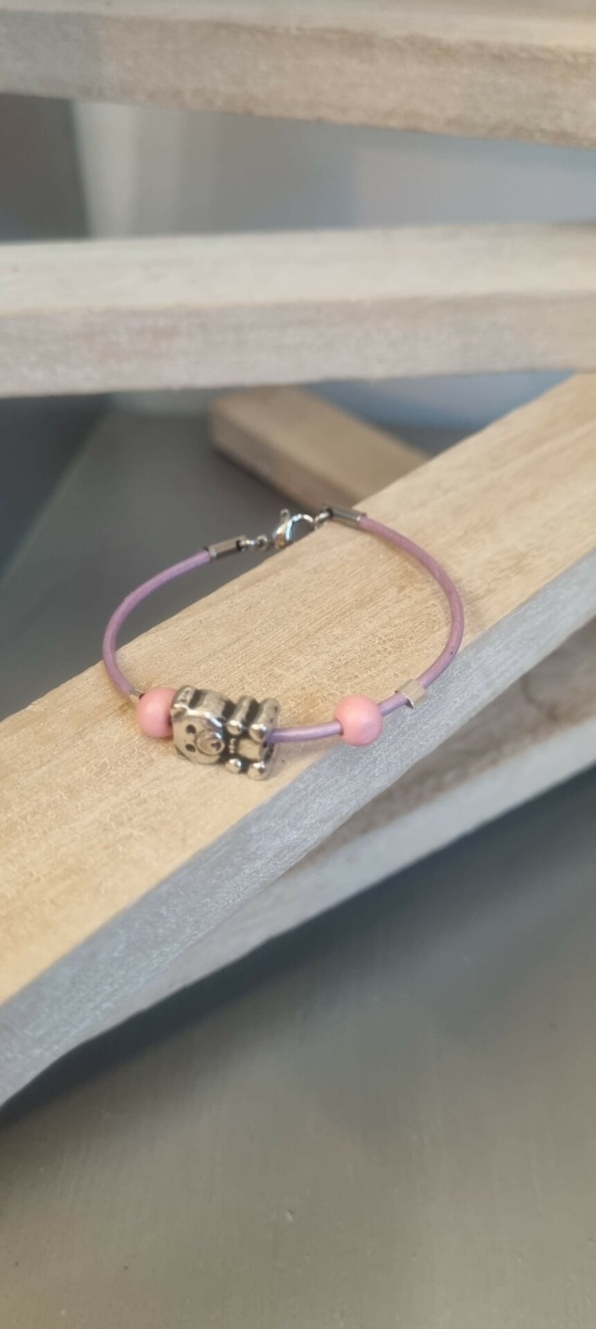Bracelet enfant cuir rose et ourson