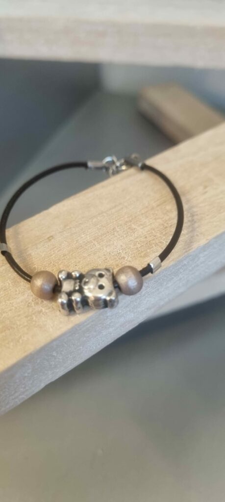 Bracelet enfant cuir marron et ourson