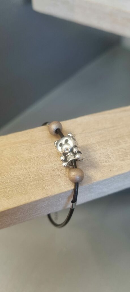 Bracelet enfant cuir marron et ourson