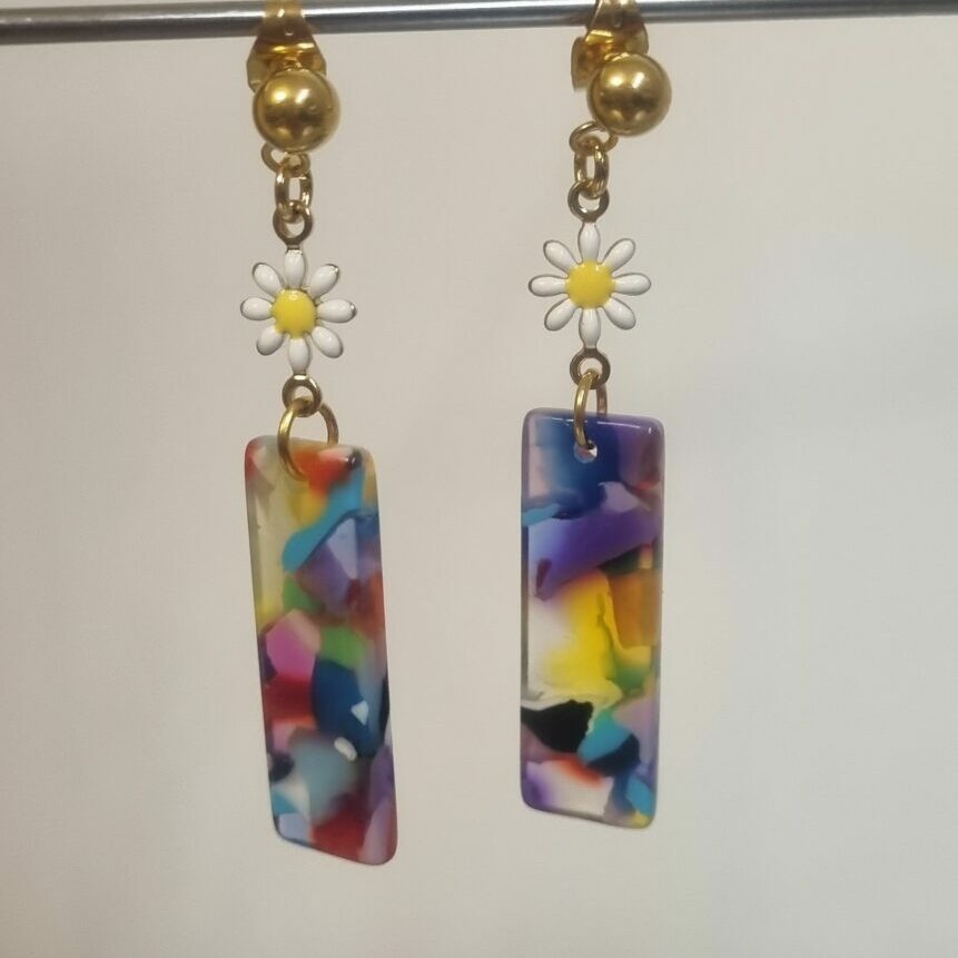 Boucle d'oreille femme marguerite et pendentif acétate