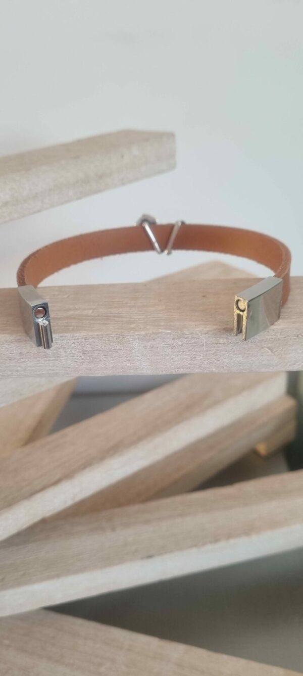4CUI39BA Bracelet homme en cuir nautique marron et passant cheval