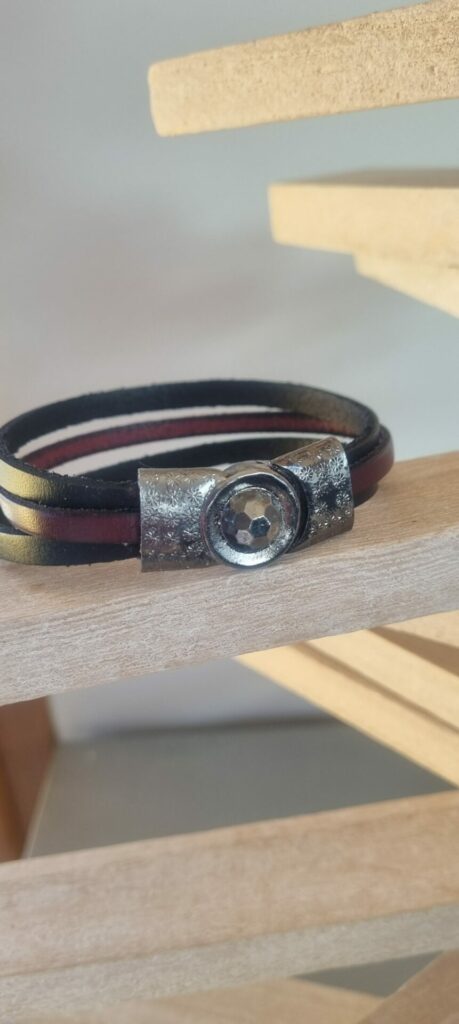 Bracelet homme en cuir noir et bordeaux plat