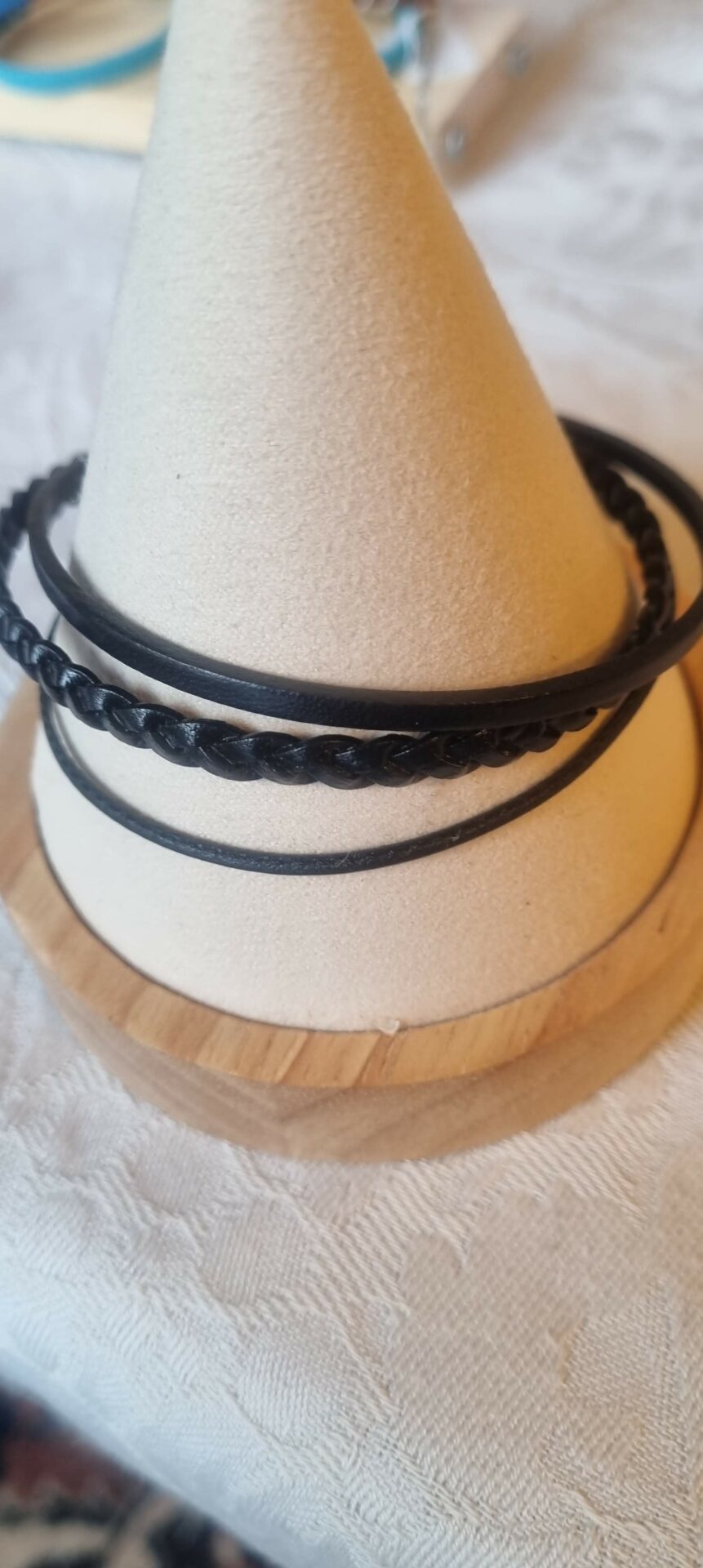 Bracelet homme en cuir noir plat, tressé et rond