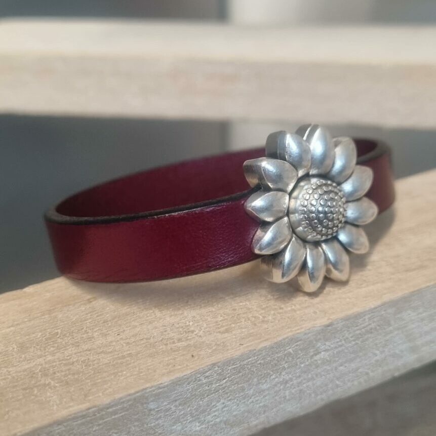 Bracelet femme cuir bordeaux et fermoir fleur
