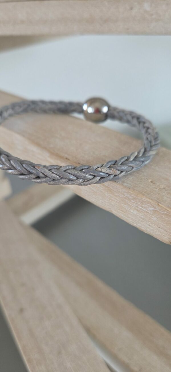 Bracelet mixte cuir rond tressé gris