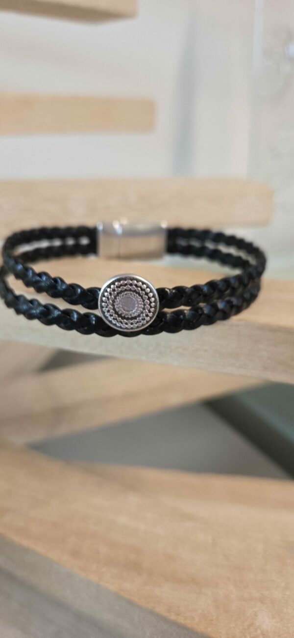 Bracelet homme en cuir tressé noir et passant rond argenté