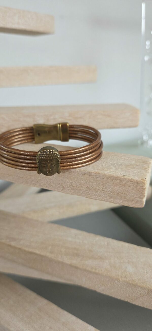 Bracelet femme cuir rond bronze et bouddha bronze