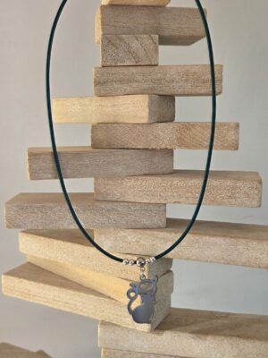 Collier femme ras du cou cuir rond 2 turquoise et chat argenté