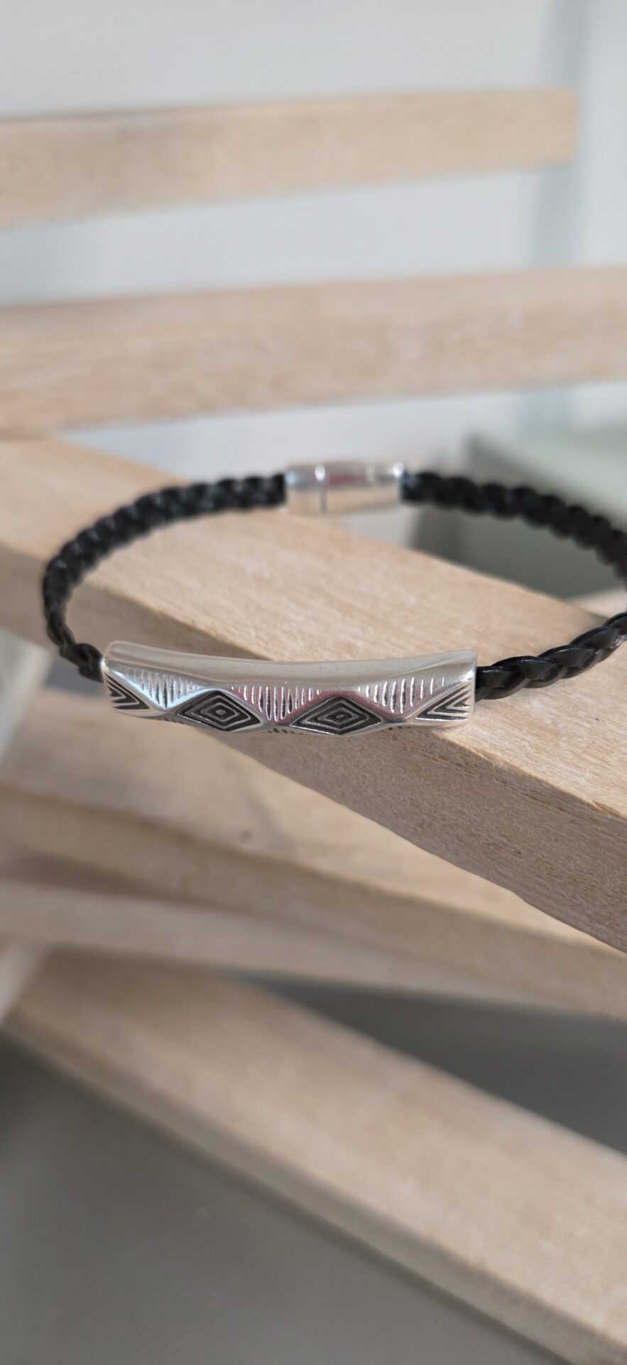 Bracelet homme en cuir tressé plat et tube à motif