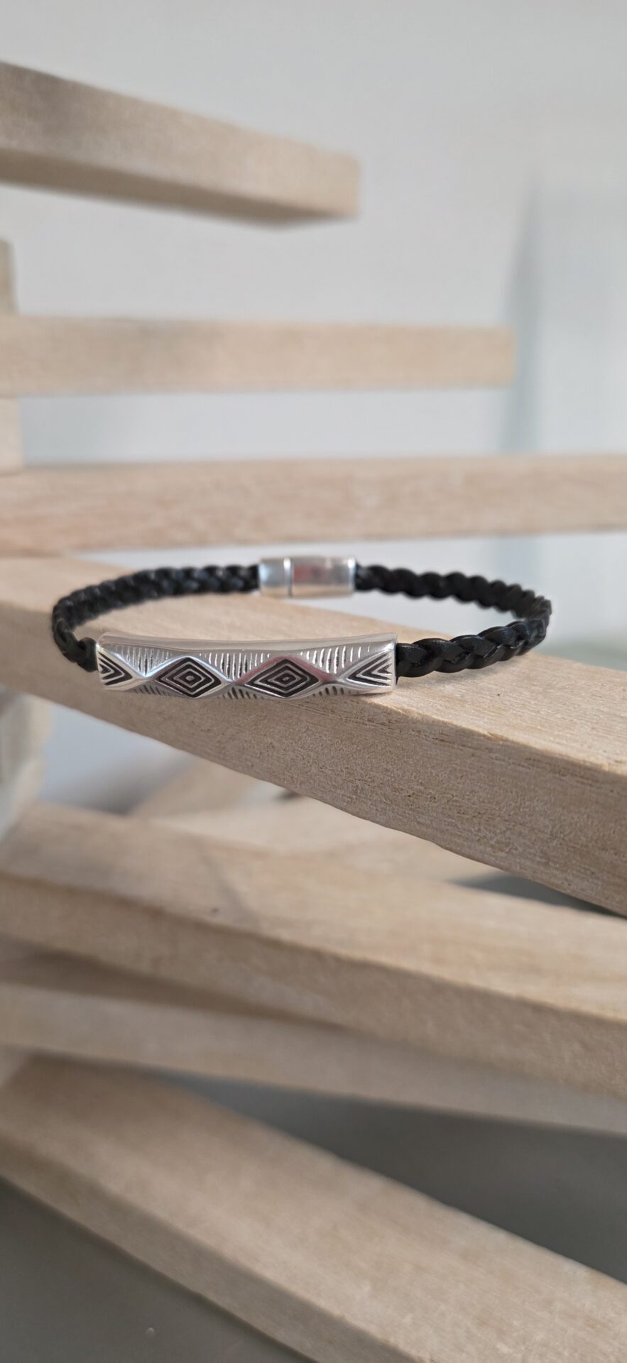 Bracelet homme en cuir tressé plat et tube à motif