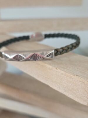 Bracelet homme en cuir tressé plat et tube à motif