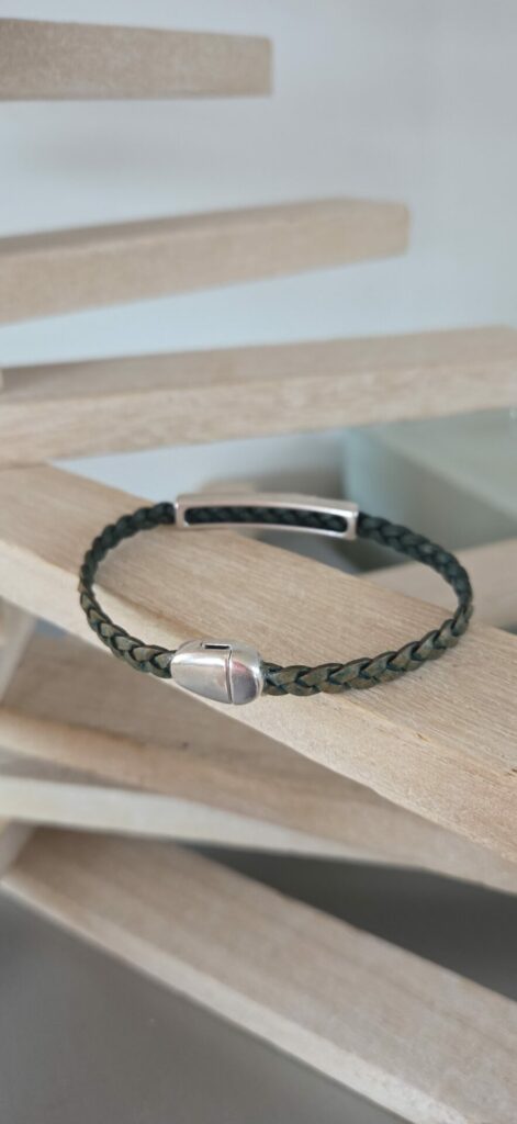 Bracelet homme en cuir tressé plat et tube à motif