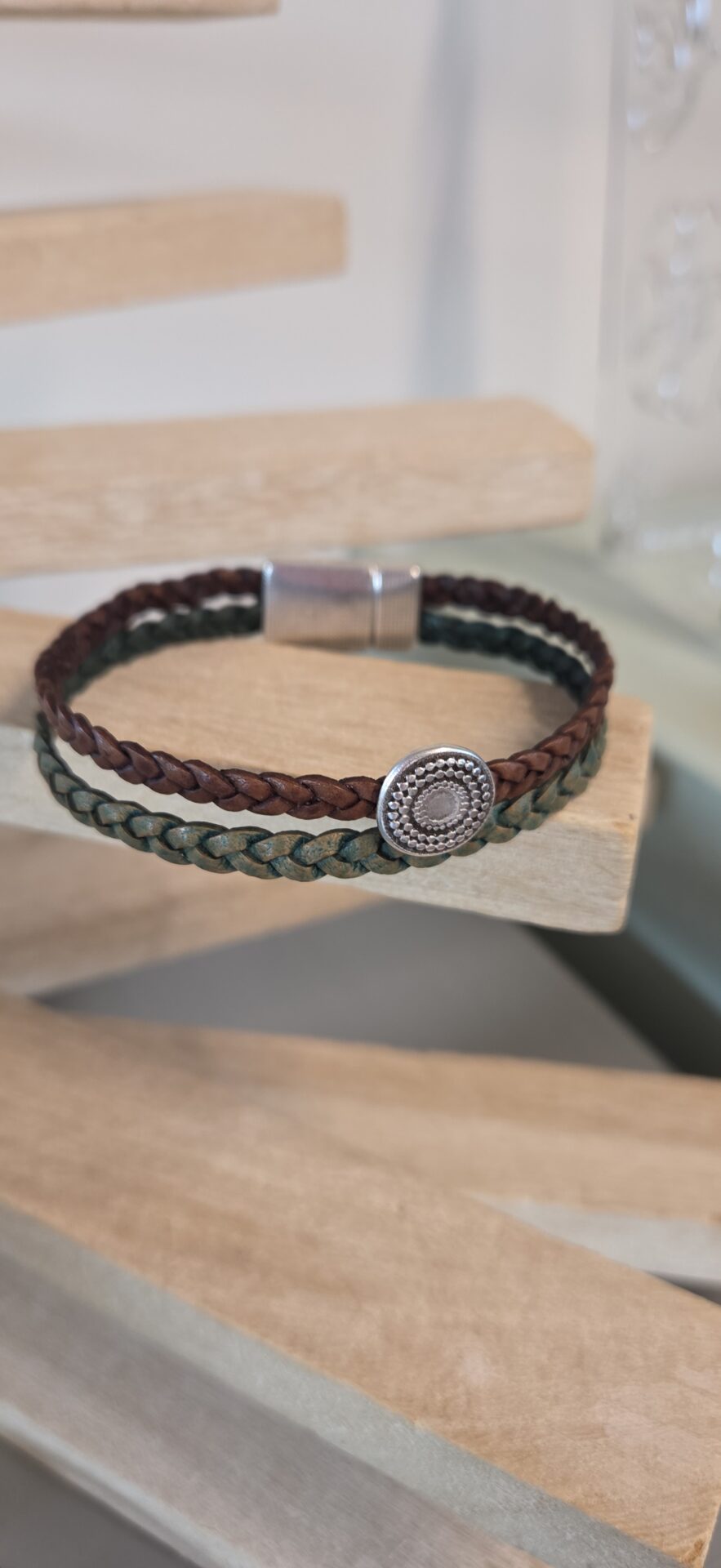 Bracelet homme en cuir tressé marron et vert