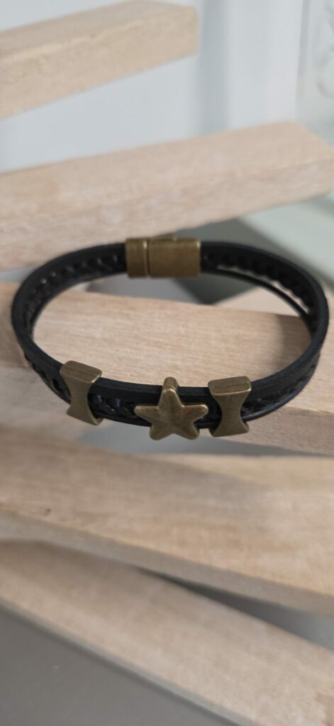 Bracelet Homme Multi-Cuirs noir et passants bronze