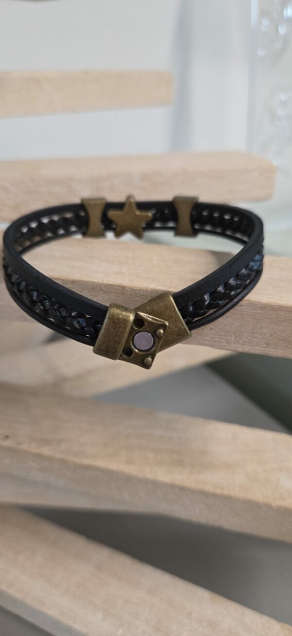 Bracelet Homme Multi-Cuirs noir et passants bronze
