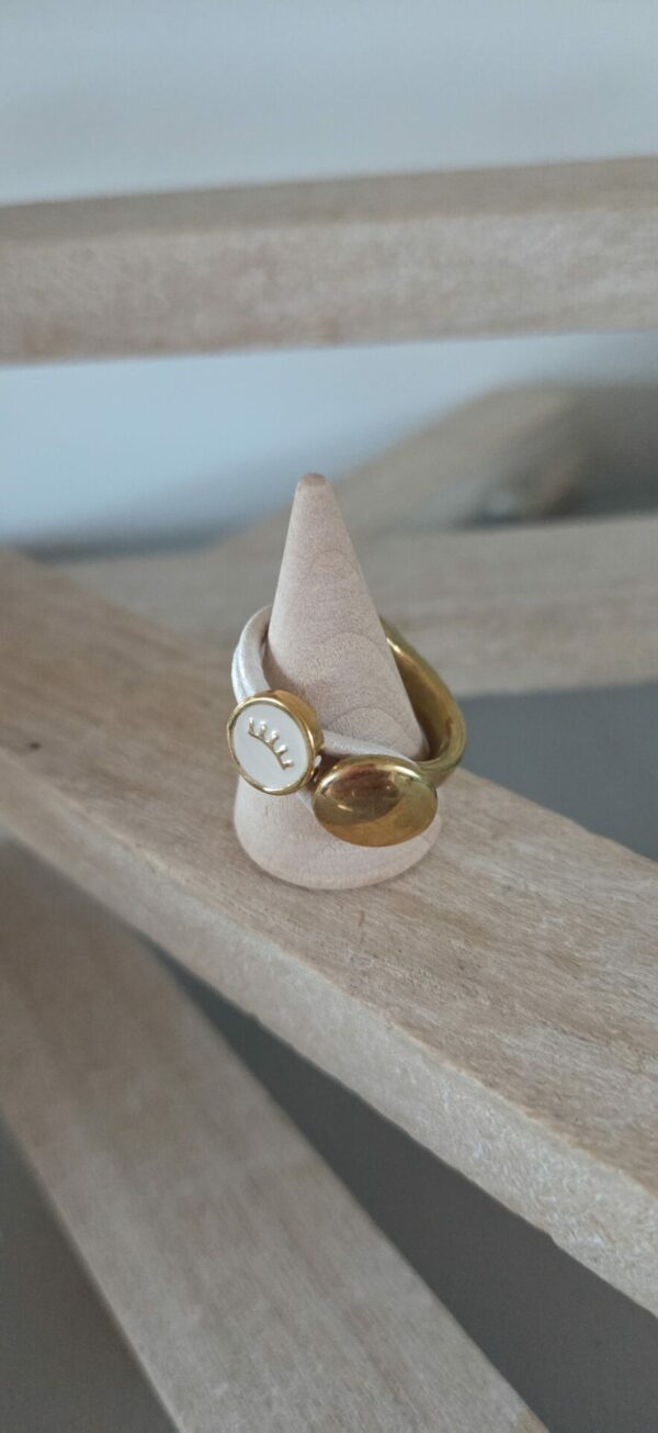 Bague femme demi anneau doré, cuir blanc et oeil émaillé