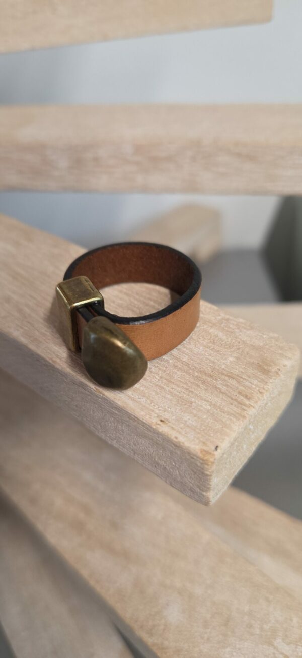 Bague homme cuir marron clair et passant bronze