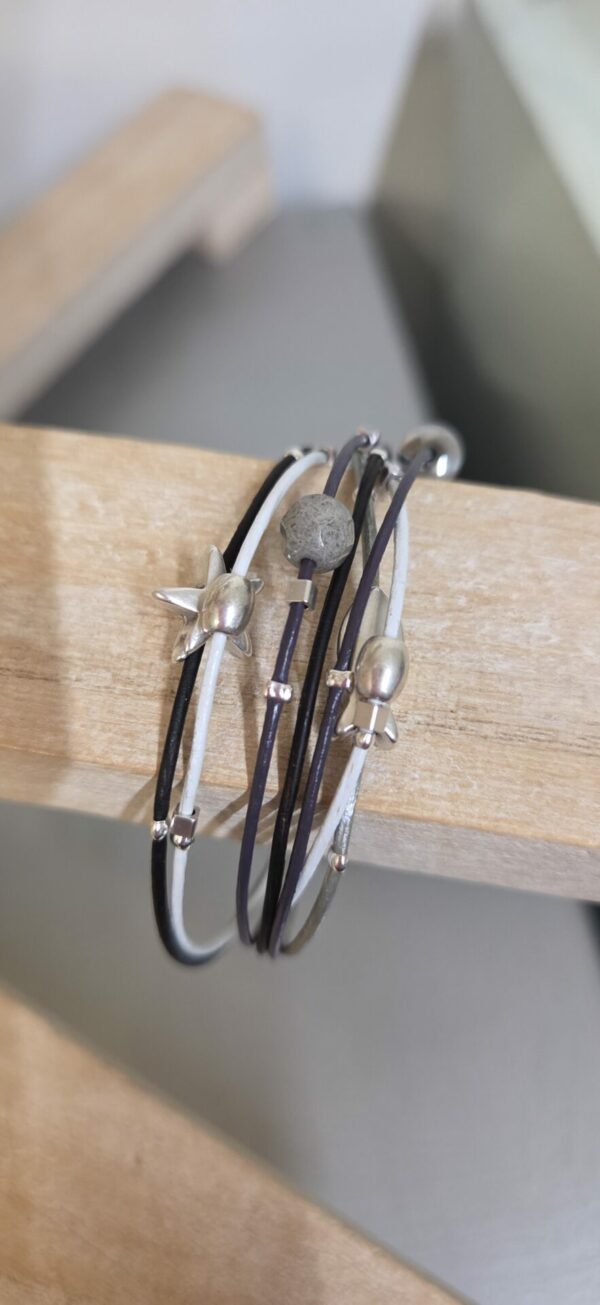 Bracelet femme multi rangs et perles argentées et grises