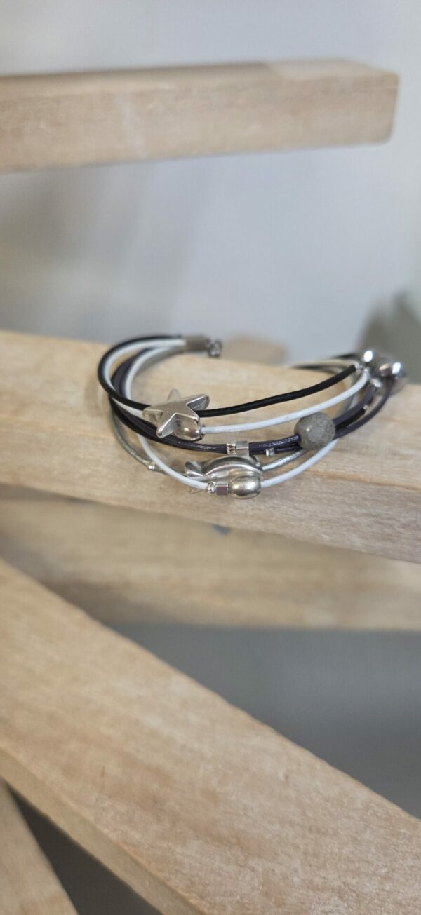 Bracelet femme multi rangs et perles argentées et grises