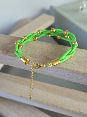 Bracelet femme en cuir rond 2mm verf fluo et perles dorées